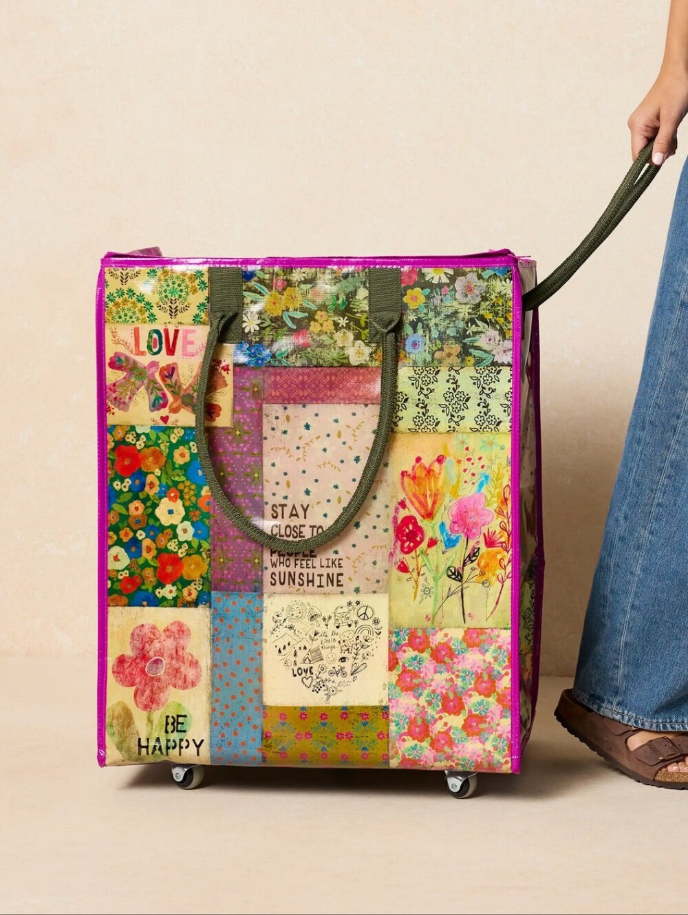 NWT Americana Patchwork XL Rolling Tote Bag
